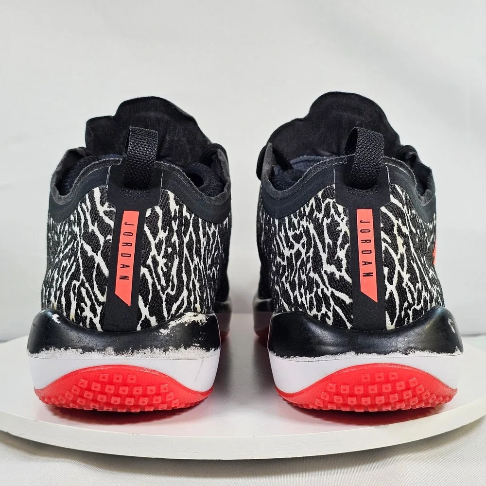 Jordan Trainer 1 Low Black White Infrared Elephant Print 845403-006 Mens 10.5